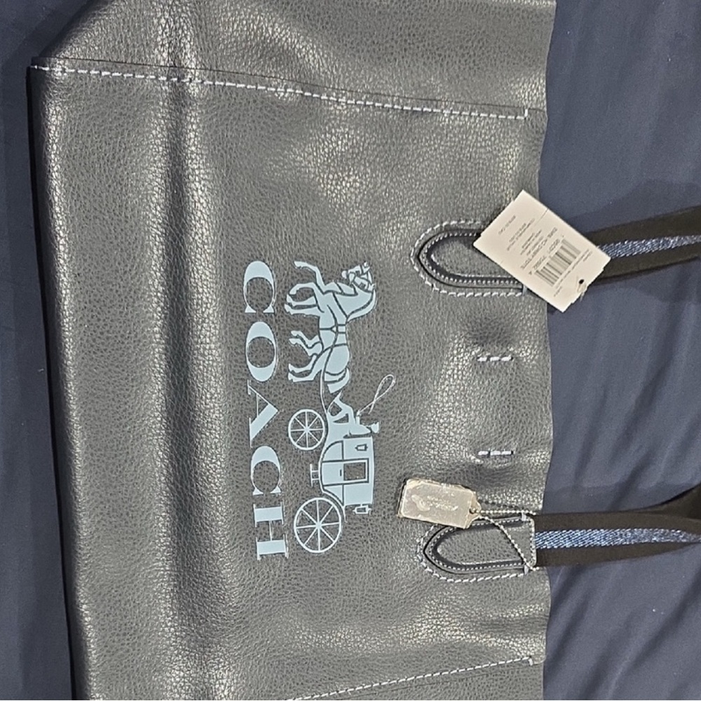 Coach Horse & Carriage Derby Tote - Picture 14 of 14